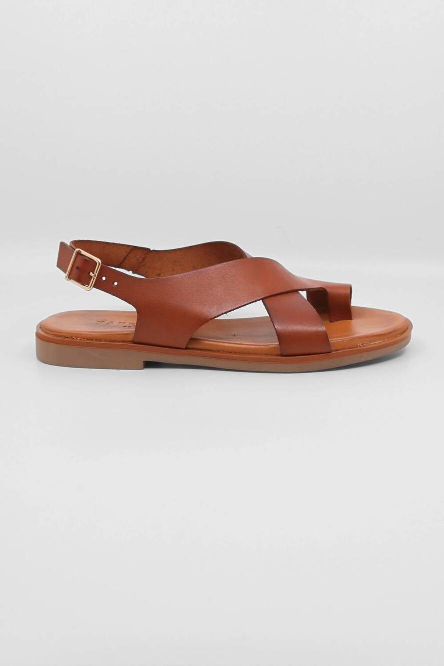 NEW PAVEMENT women's evy sandal in tan
